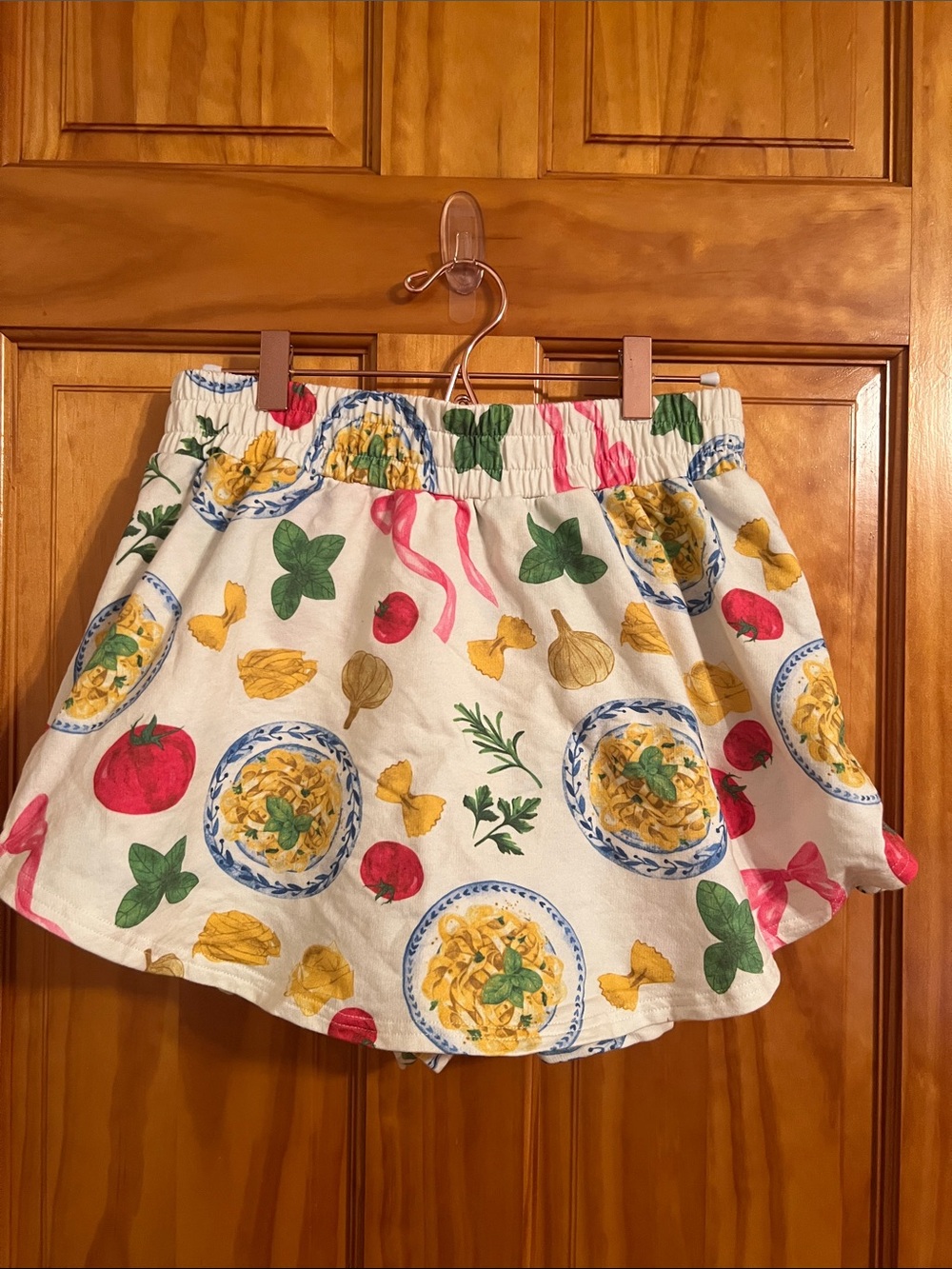 Women’s Fun Skort: Pasta & Tomato Print